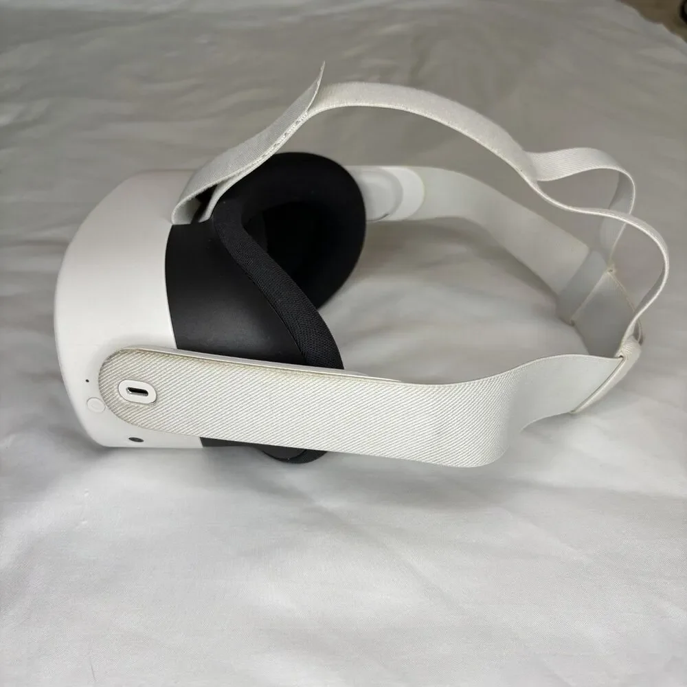 Meta (Oculus) Quest 3S 128GB VR Headset Only – Tested & Fully Functional